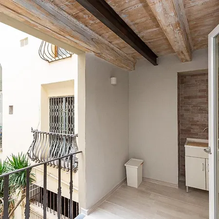 Geppi's Apartment Florence
